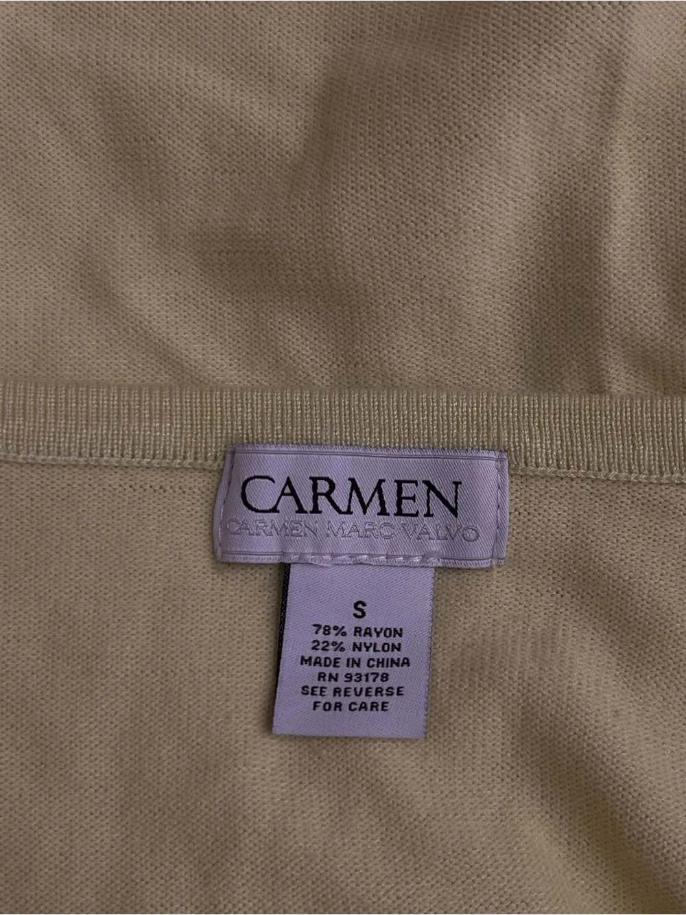 Carmen Marc Valvo Lime Green Lattice V-Neck Knit Top - Picture 4 of 4